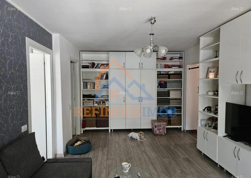 Piata Romana, apartament 2 camere.